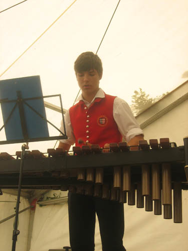 09