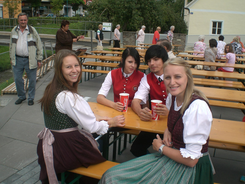 09