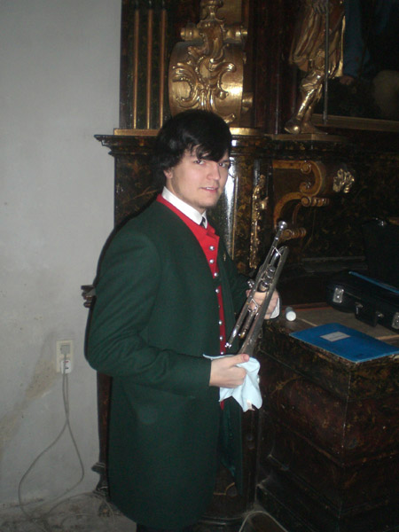 08